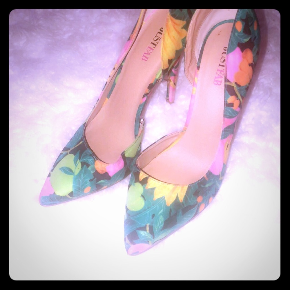 Shoe